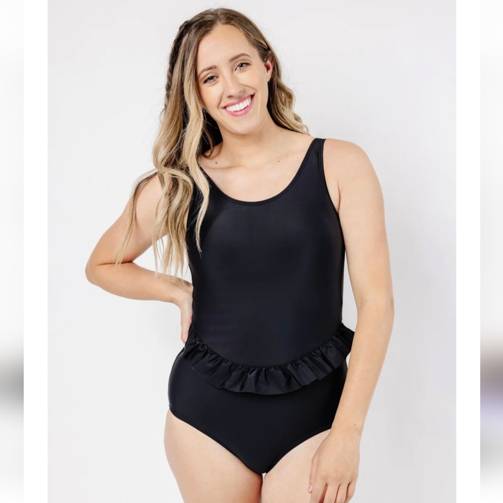 Kortni Jeane Black One Piece Ruffle Swimsuit Size Small NWT